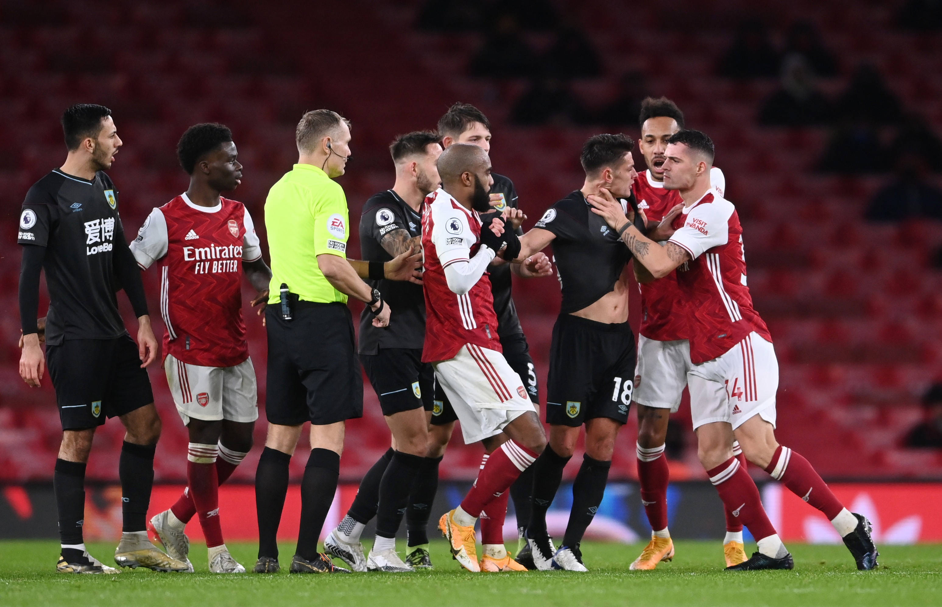 但他在曼联 但他在曼联